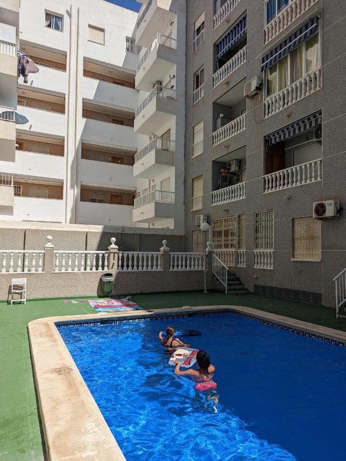 Apartamento Soleado Apartment Torrevieja Exterior photo